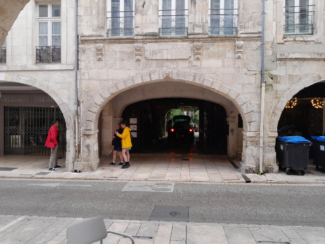 The entrance to a hotel which is fancier than mine but doesn't have the view.