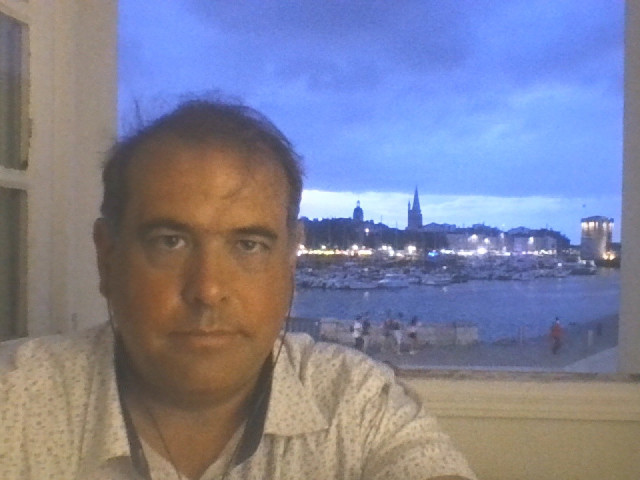 The webcam on my laptop isn't very good but I've eventually managed to get it to show sensible-looki...