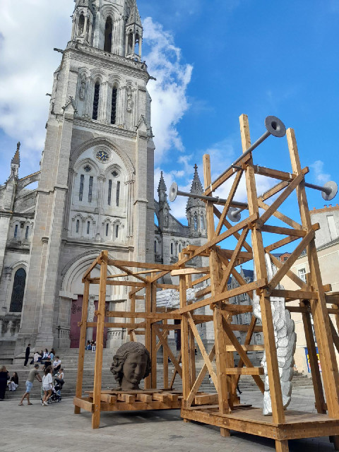 This is a piece of art by an artist called Ali Cherri. If  I understood correctly, it consists of sc...