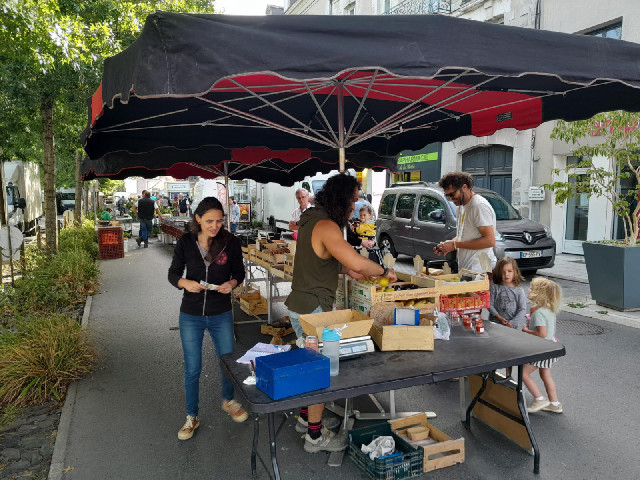 In Ch&acirc;teaubriant, the streets are closed for a market on Wednesdays.