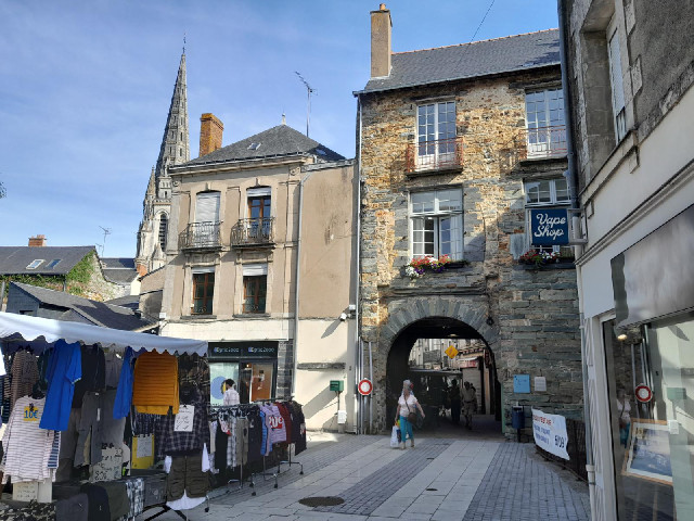 Ch&acirc;teaubriant.