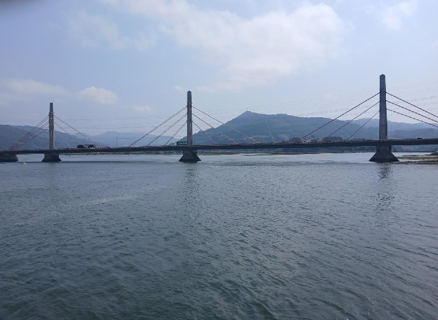 The parallel motorway bridge, which I drove across on my 2023 trip.